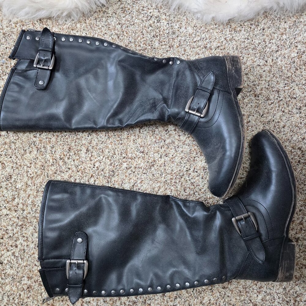Madden Girl Cactuss Studded Moto Boots Size 10M